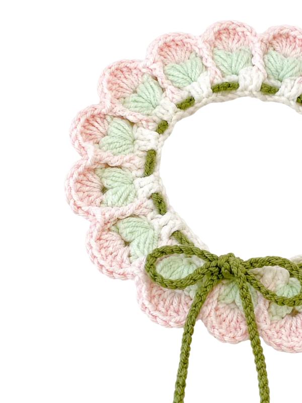 lime heart pet scarf side view