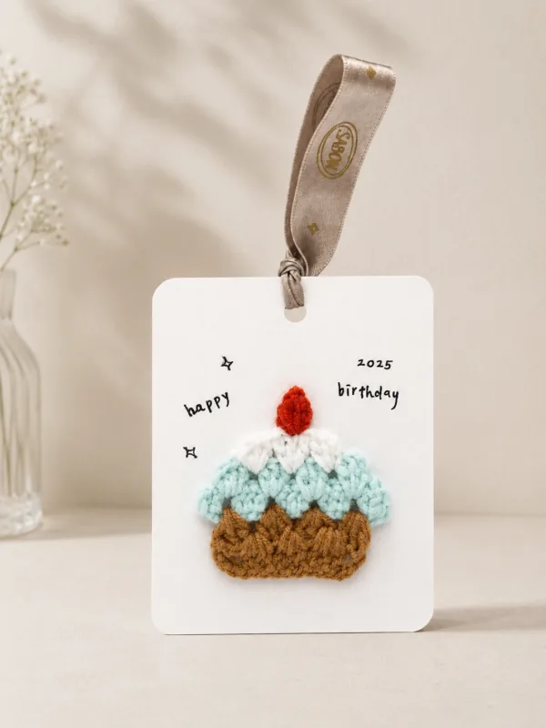 birthday cake gift tag card hanging display