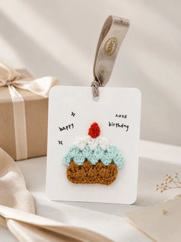 birthday cake gift tag card side view