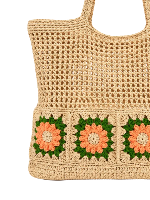 beige daisy market tote close up bag detail